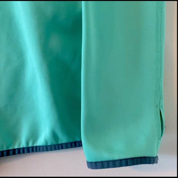 Nike Dry Fit Teal And Gray Hoodie - Picture 16 of 16